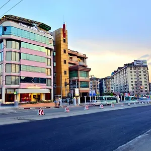 Cherry Hills Aparthotel